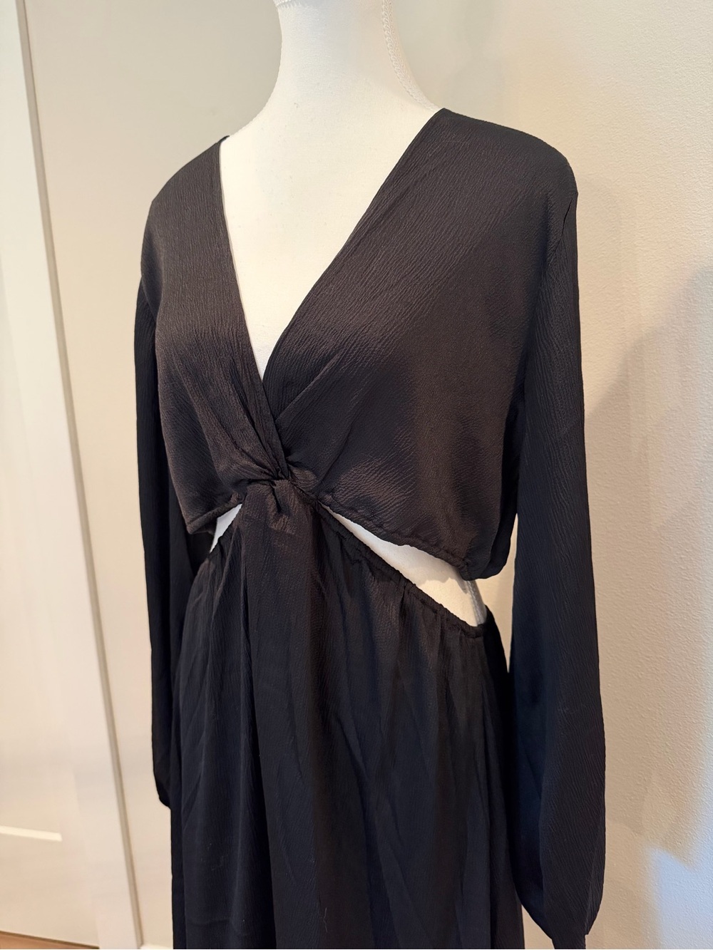 H&M Black Thin Maxi Dress with Front Cutout and Long Sleeves